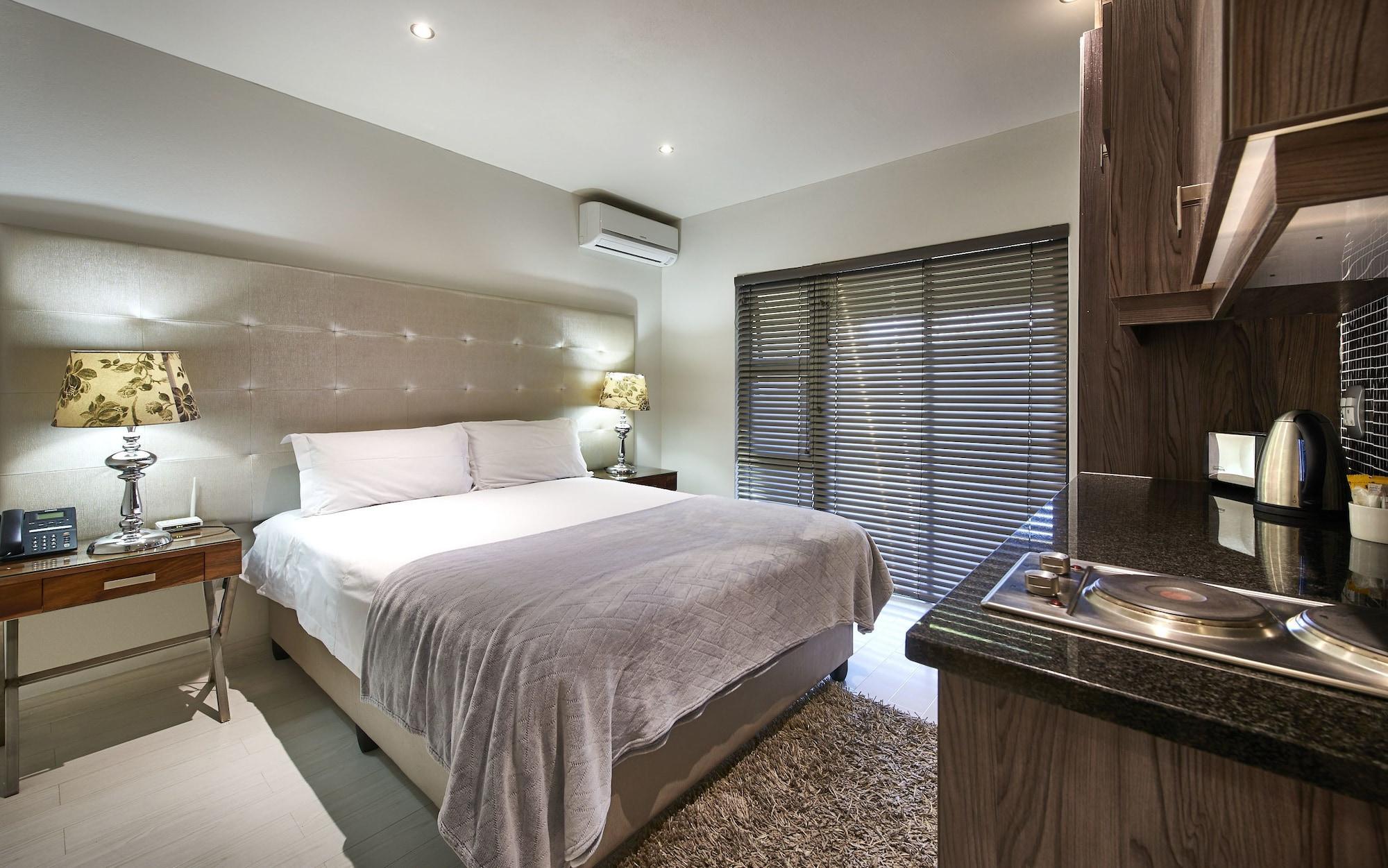Dynasty Forest Sandown Self Catering Hotel Johannesburg Exterior photo