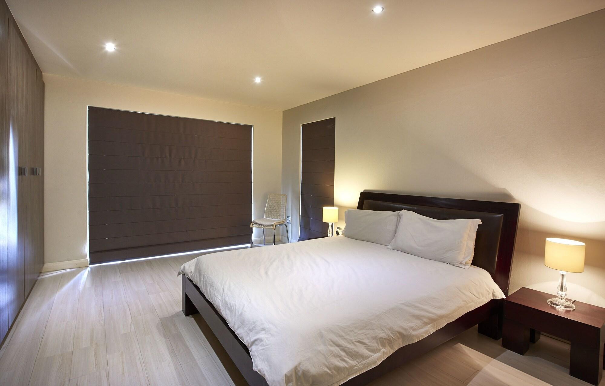 Dynasty Forest Sandown Self Catering Hotel Johannesburg Exterior photo