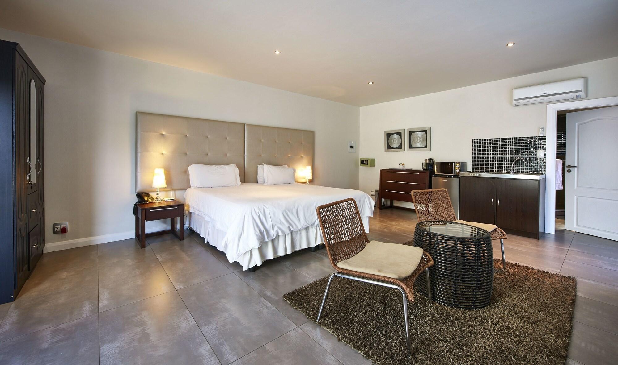 Dynasty Forest Sandown Self Catering Hotel Johannesburg Exterior photo