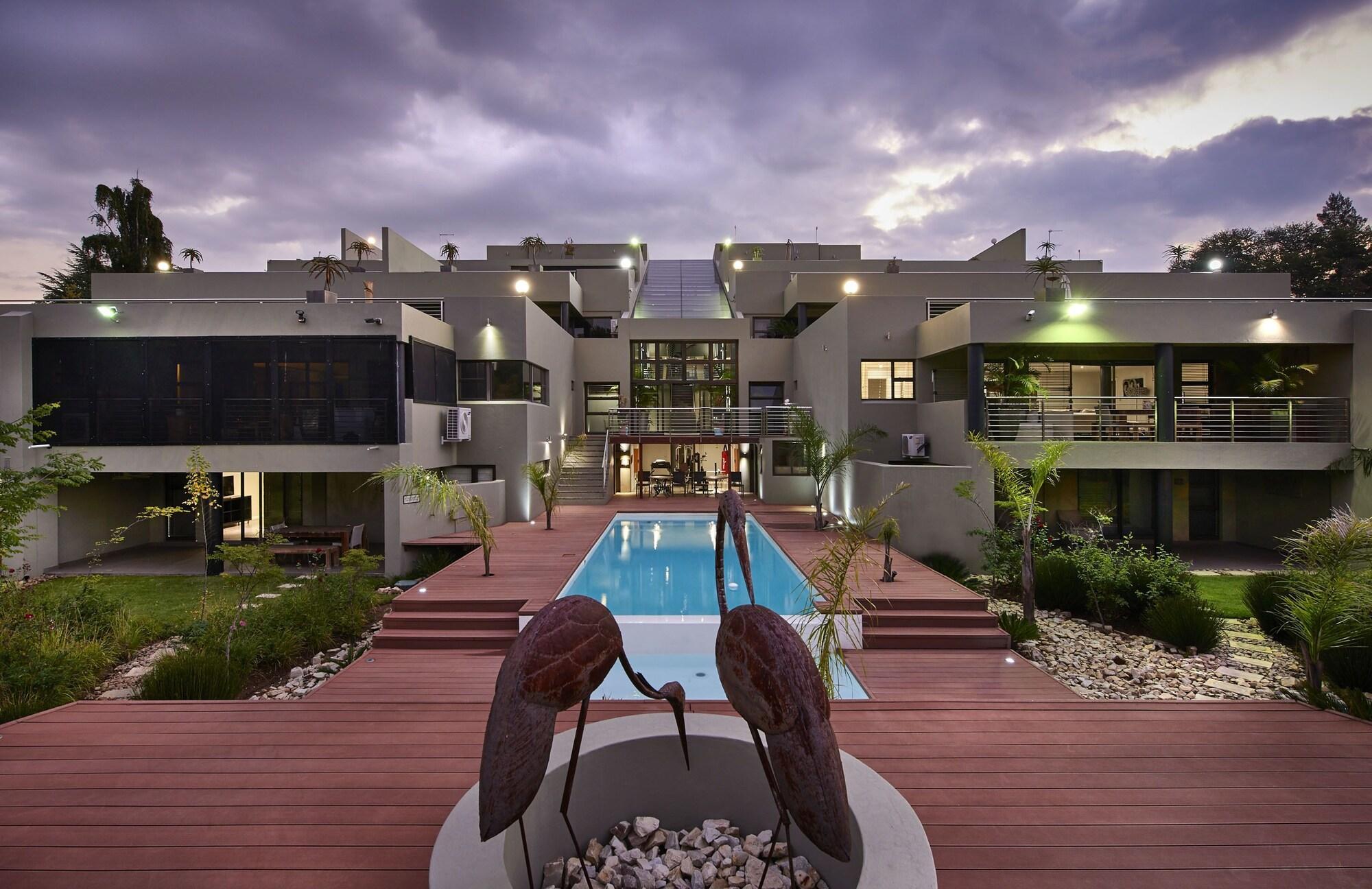 Dynasty Forest Sandown Self Catering Hotel Johannesburg Exterior photo